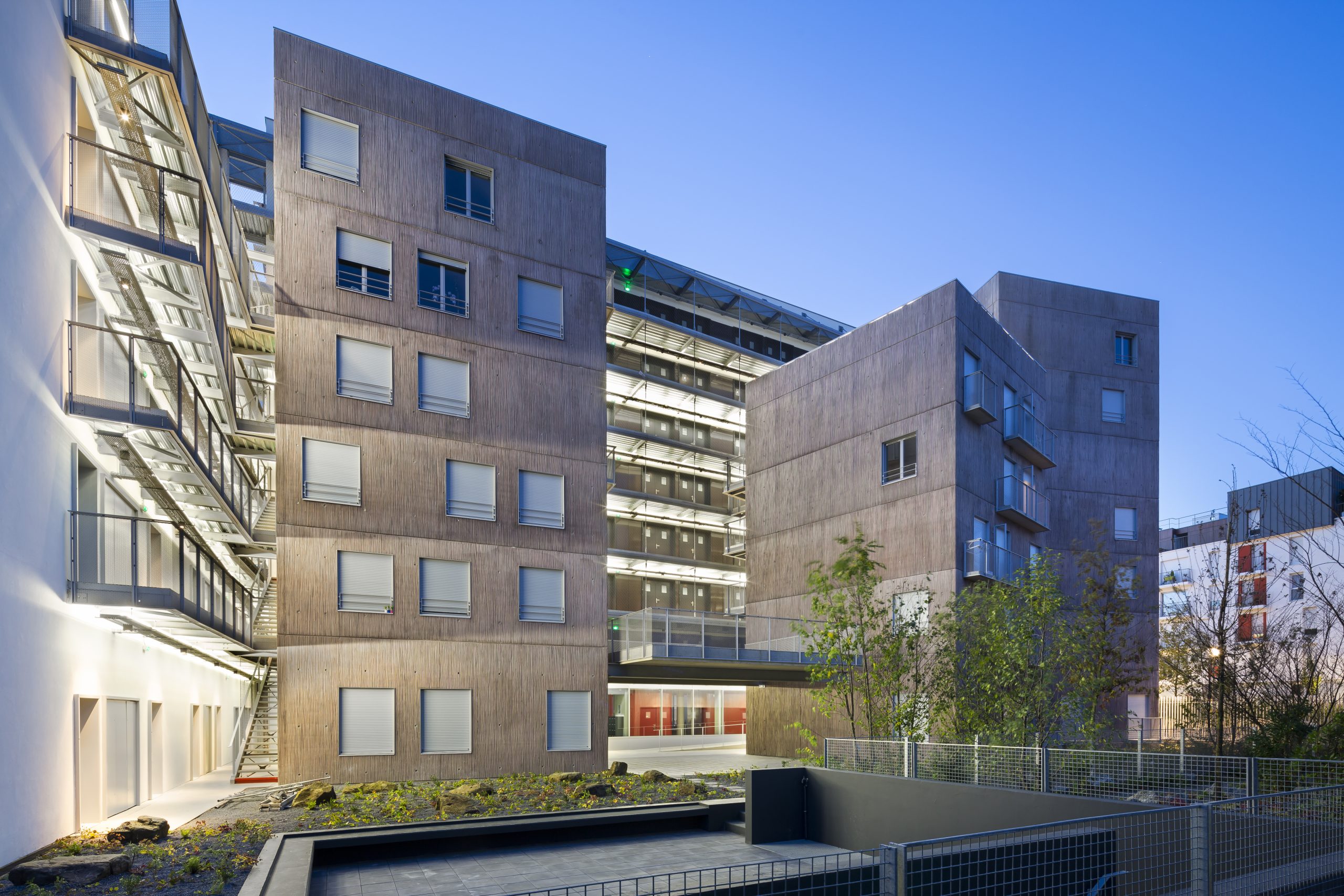 architecte: NAUD et POUX